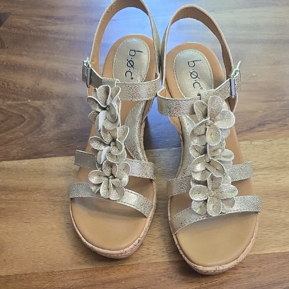 b.o.c. Gold Floral Sandals with Slingback